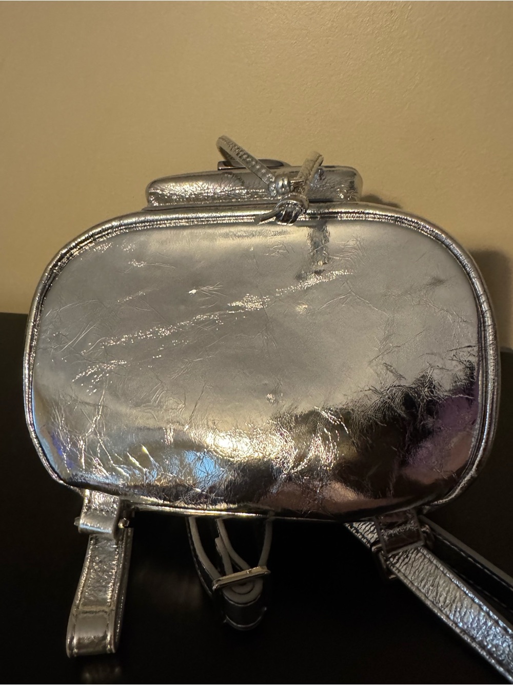 Brandon Blackwood Midori Bag - Cracked Silver Metallic Leather Drawstring Bag - Picture 4 of 4